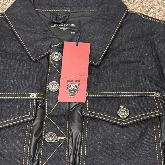 2Y Premium Denim Coat - Picture 4 of 7